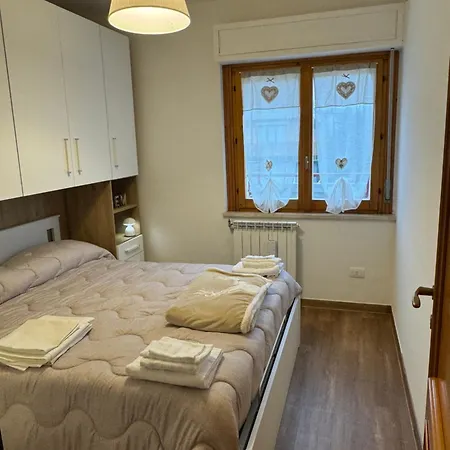 Attico - Terrazza Su Castello Apartament